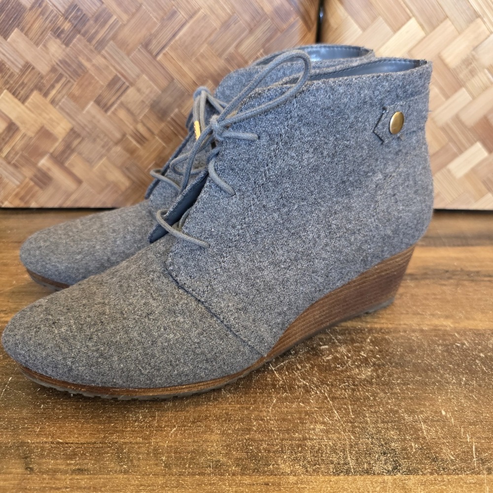 Dr. Scholl's‎ Shoes Women's Size 9.5M Grey Fabric Wedge Ankle Boot Tie Closure